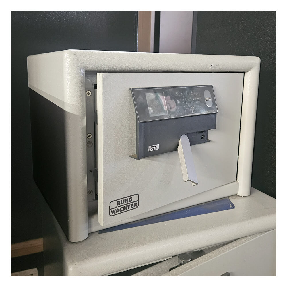 Burg Wachter DS415EFP Biometric Home Safe - Blemished - Dean Safe 