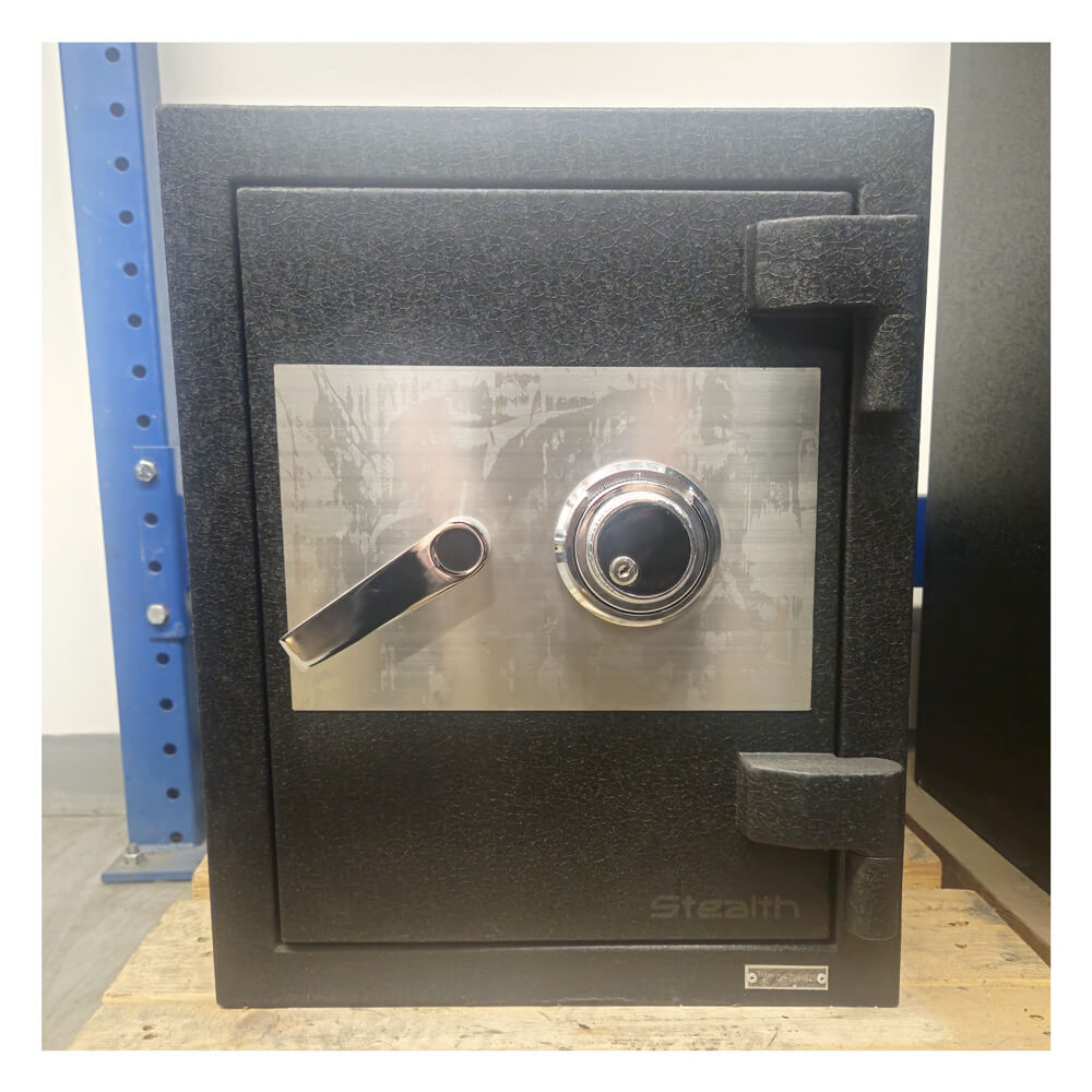 Stealth CS20 Concrete Composite Safe | Black - Blemished