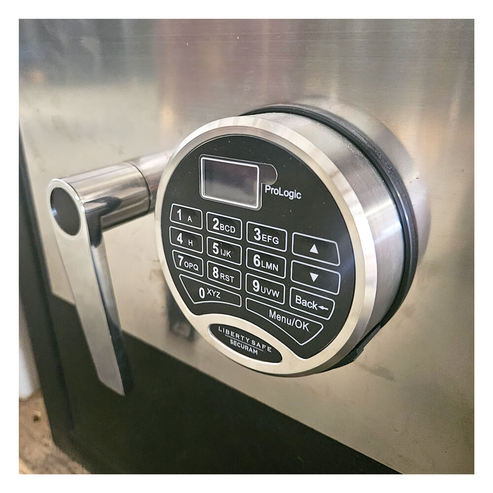 Stealth CS20 Concrete Composite Safe Paint Blemish - Dean Safe 