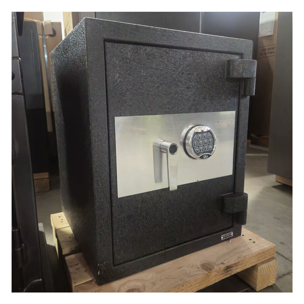 Stealth CS25 Concrete Composite Safe - Used