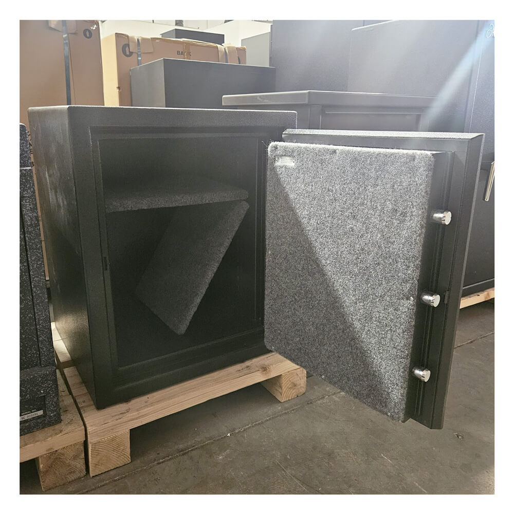 Used Dean Safe AMSEC BF2116 fire-rated burglary safe with black exterior and textured finish, UL listed for security.