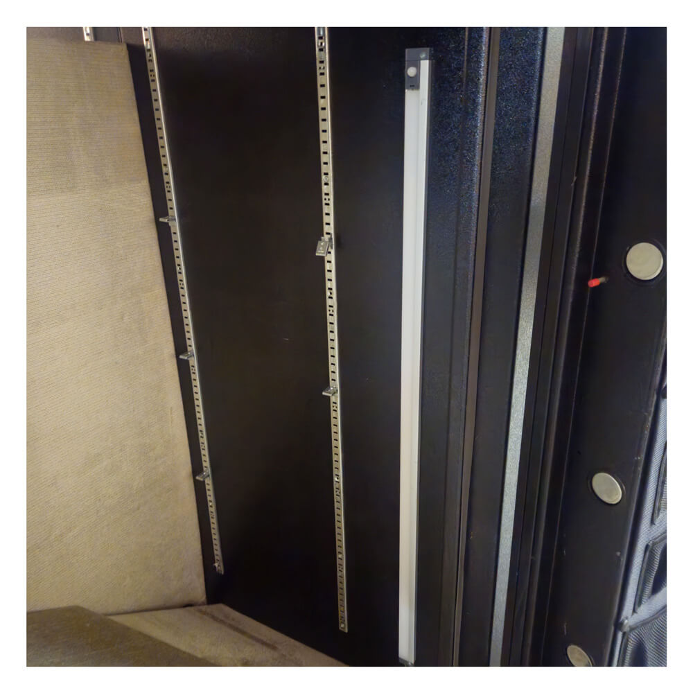 Used AMSEC BFX6636 American Security BFX Gun Safe