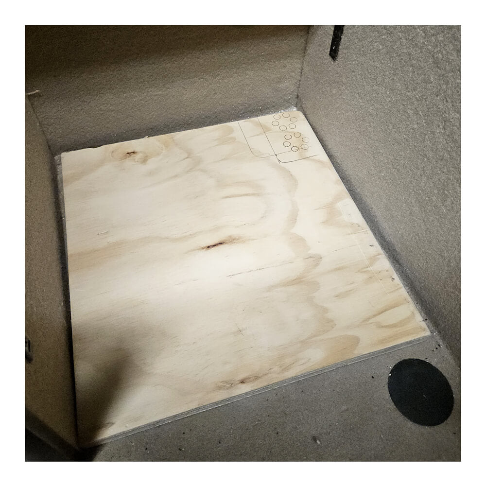 Used Liberty Gun Safe Colonial 23 CO23 with Minor Scratches - Dean Safe 