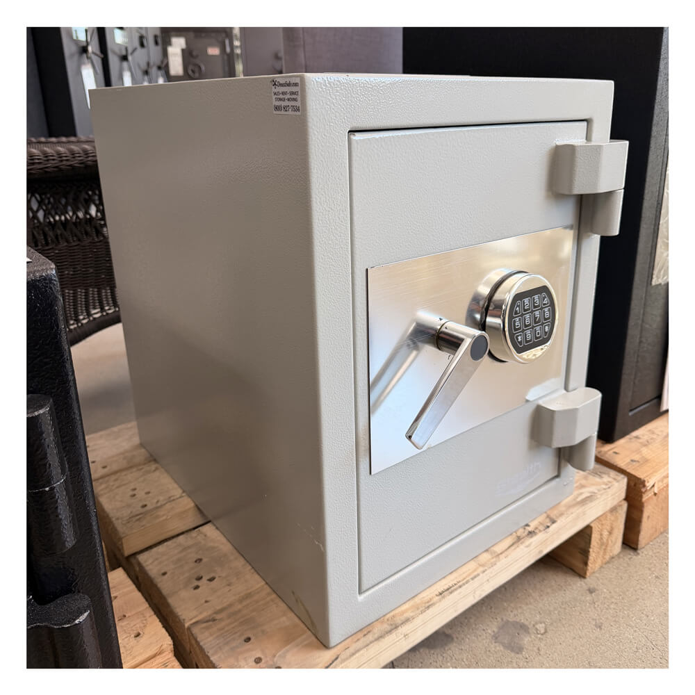Used Stealth CS20 High Security Burglar and Fire Safe | Dean Safe